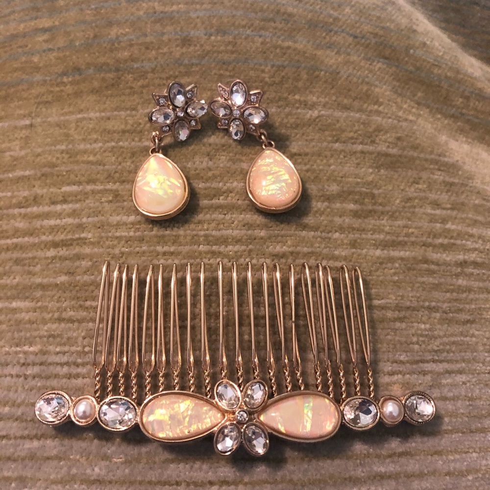 Earring with hair pendant